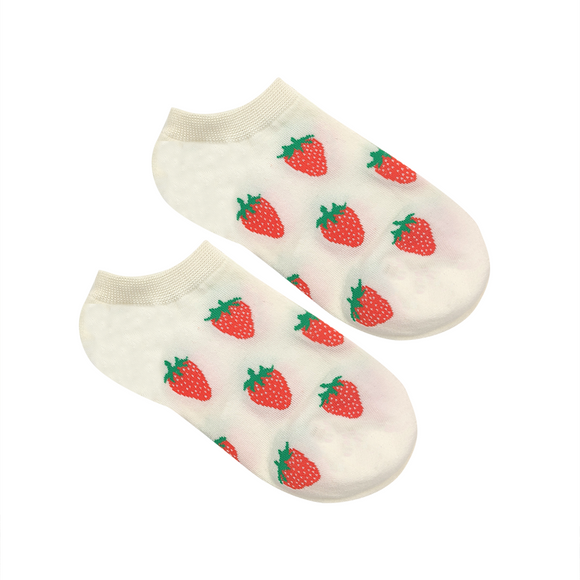 SOCKS WITH STRAWBERRIES ON WHITE